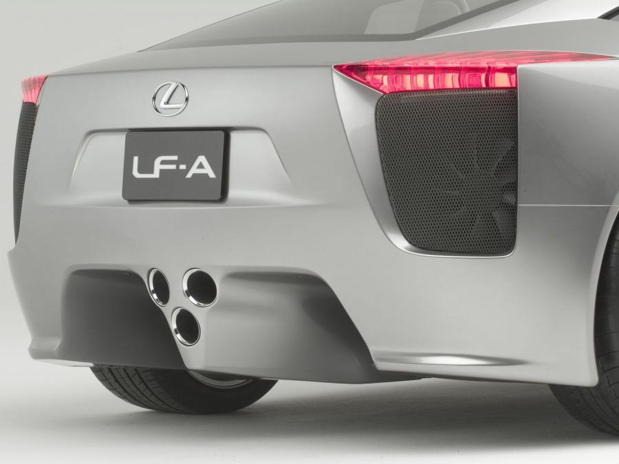  Lexus LF-A Concept 2005 года  (фото 10 из 36)